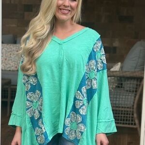 Blue Velvet NWT M (L XL GOOD TOO) aqua daisy pocket poncho cotton tunic Top